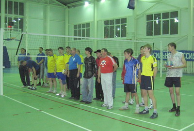 Дан старт играм открытого розыгрыша «Кубка главы города Шумерля – 2008» по волейболу среди мужских команд